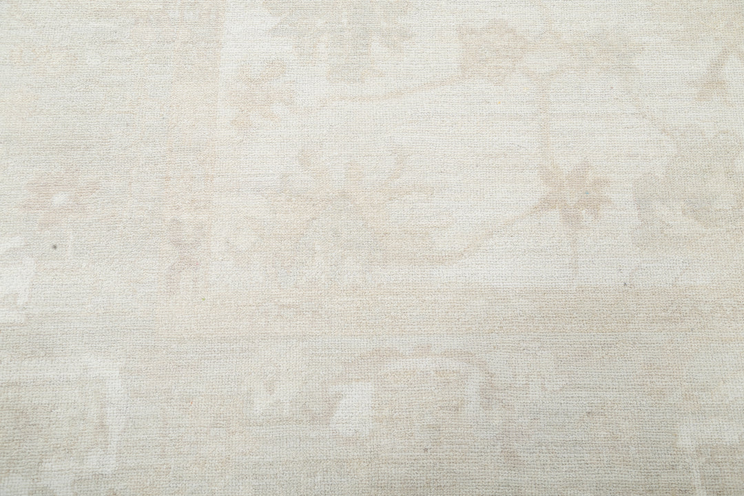 Hand Knotted-Oushak