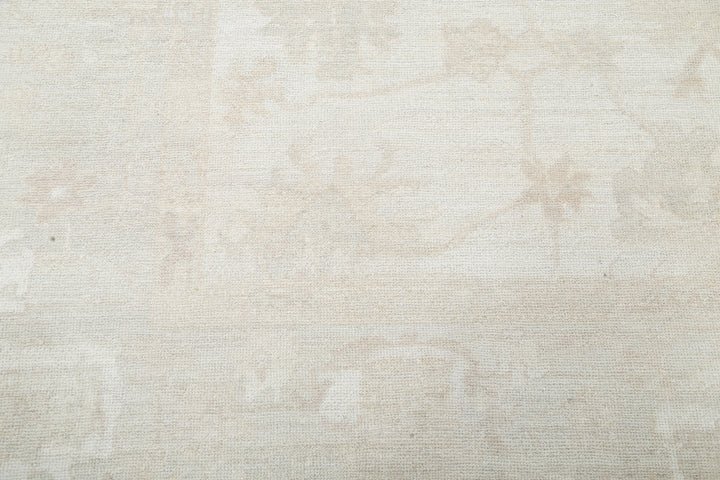 Hand Knotted-Oushak