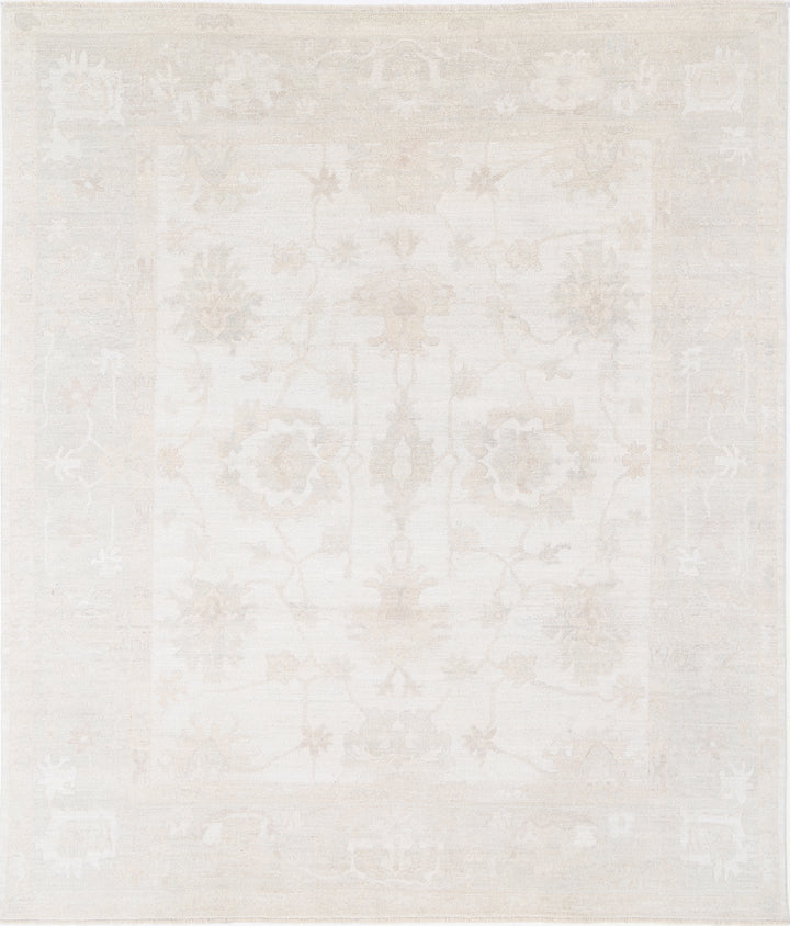 Hand Knotted-Oushak