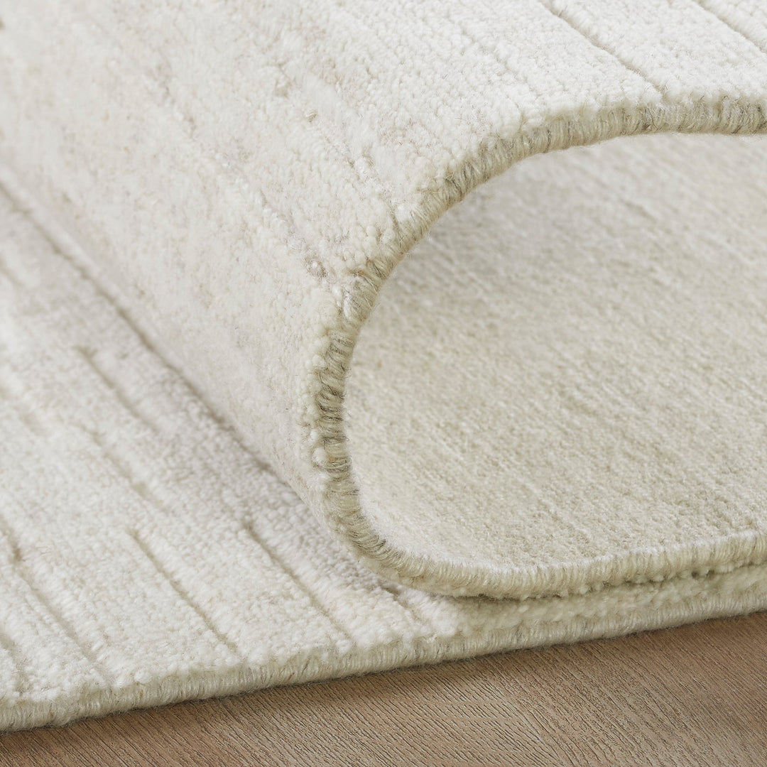 RGE - 14590 Parchment