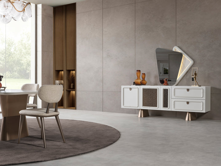 Molde Dining Room Set
