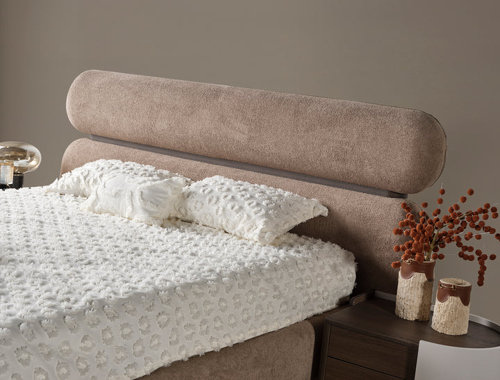 Astrelia Bedroom Set